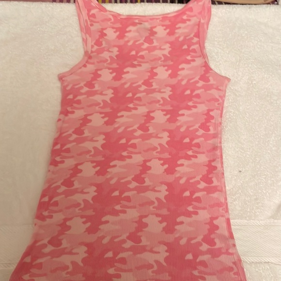 Faded Glory Ribbed tank size small 4-6. Pink camo pattern. - Picture 5 of 5